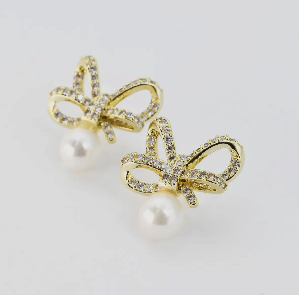 Crystal Ribbon Pearl Gold Earrings