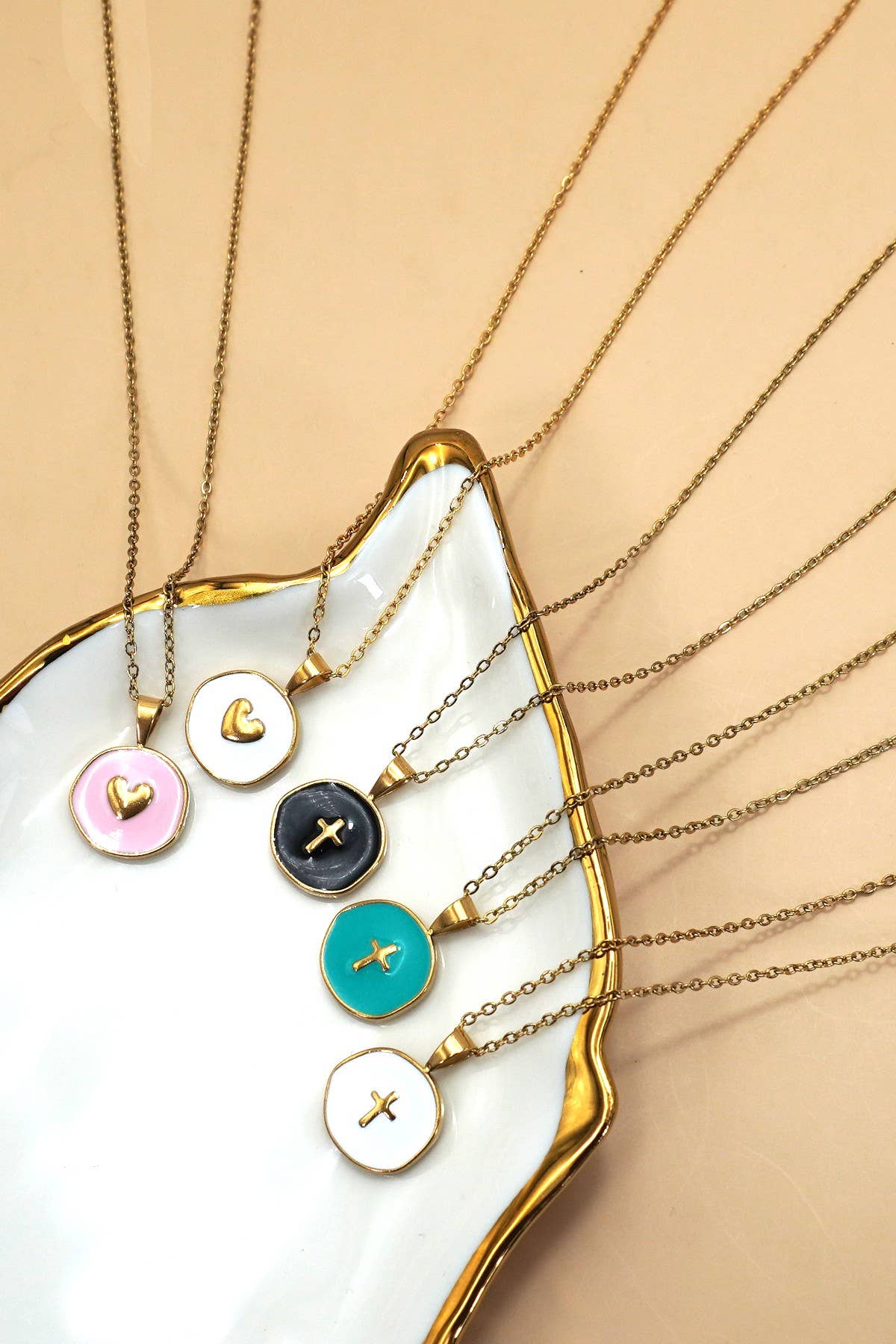 The Love Note Necklace