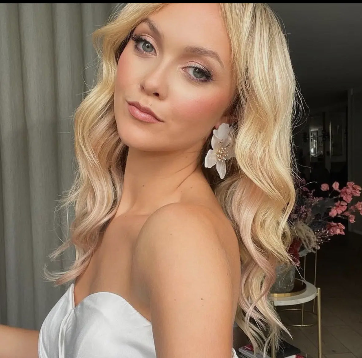 Romantic White Flower Earrings