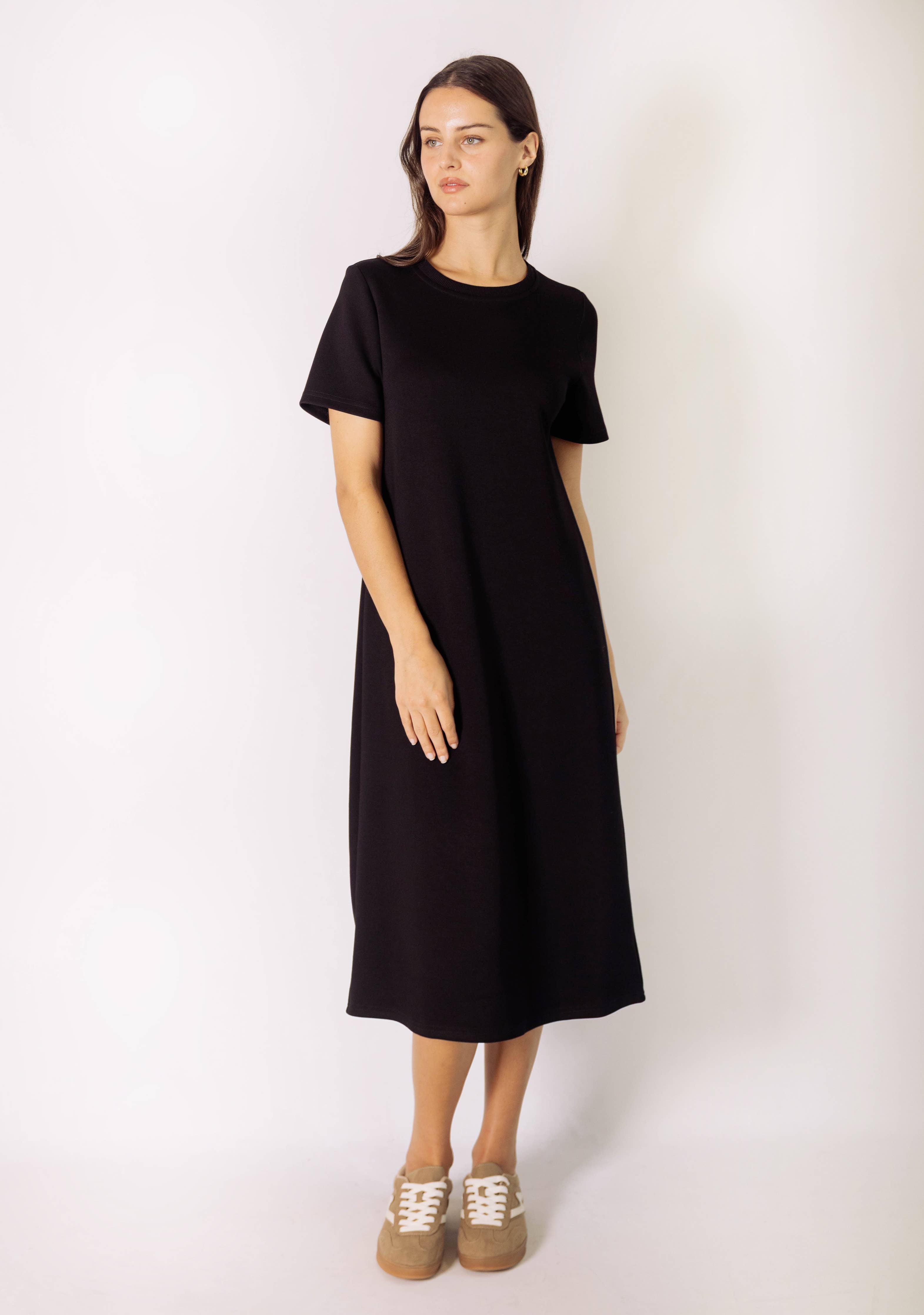 The Comfort Luxe Midi Dress (Black)