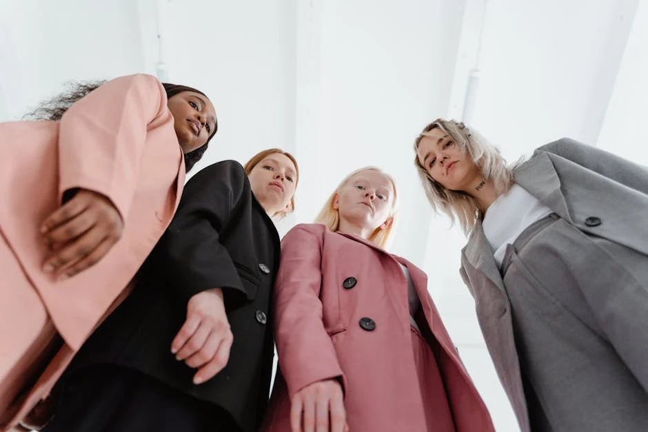 Blazer Styling Secrets for Every Body Type - Lorenza Alessandra