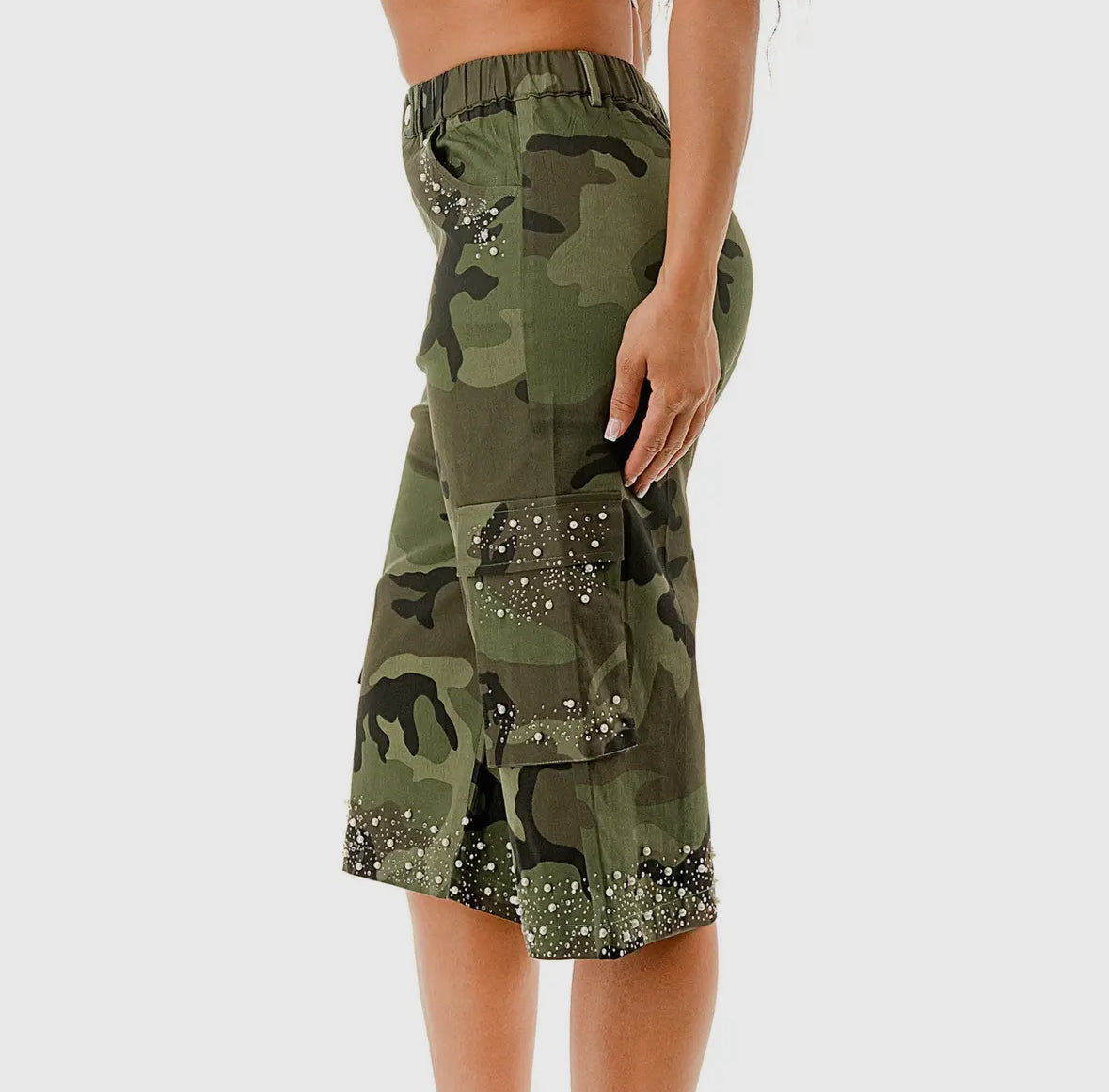 Curvy Pearl Embellished Camo Cargo Short