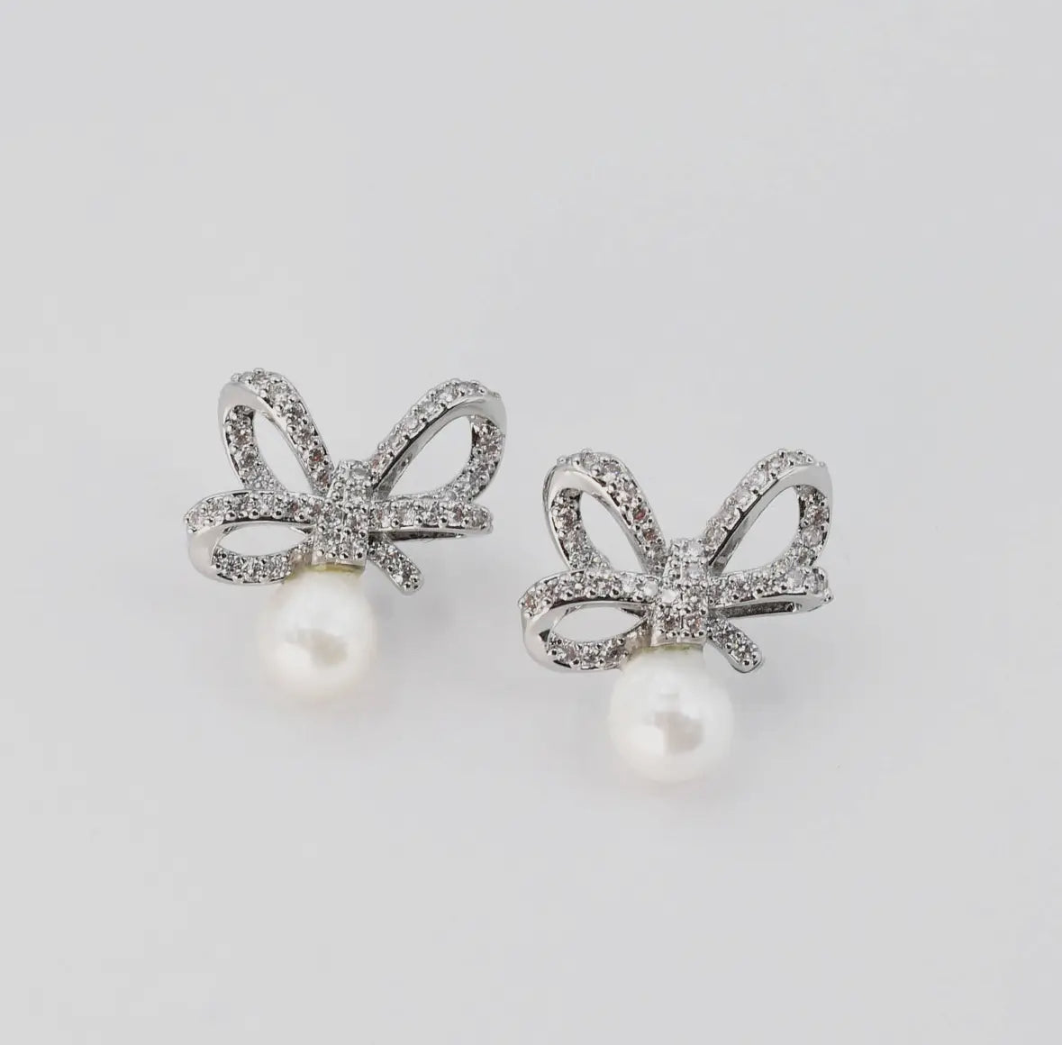 Crystal Ribbon Pearl Silver Earrings