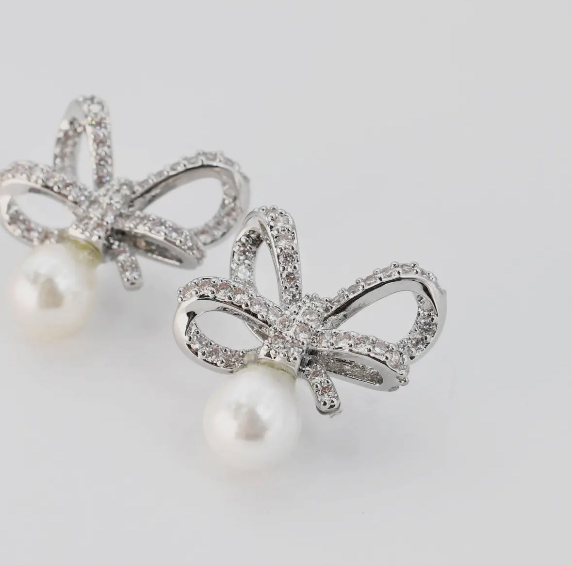 Crystal Ribbon Pearl Silver Earrings