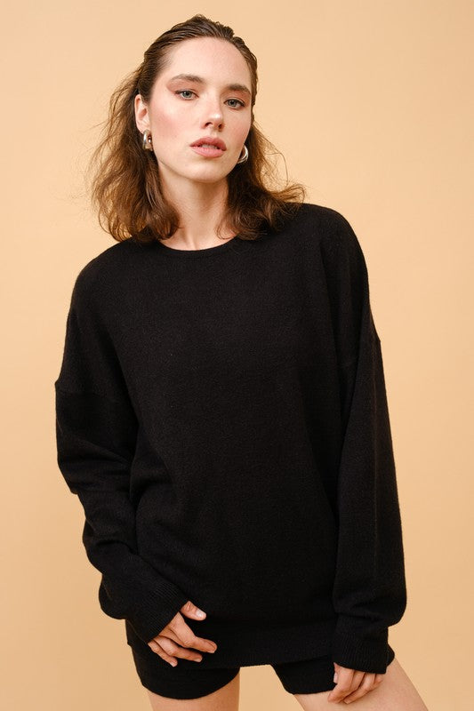 CASHMERE ROUND NECK SWEATER