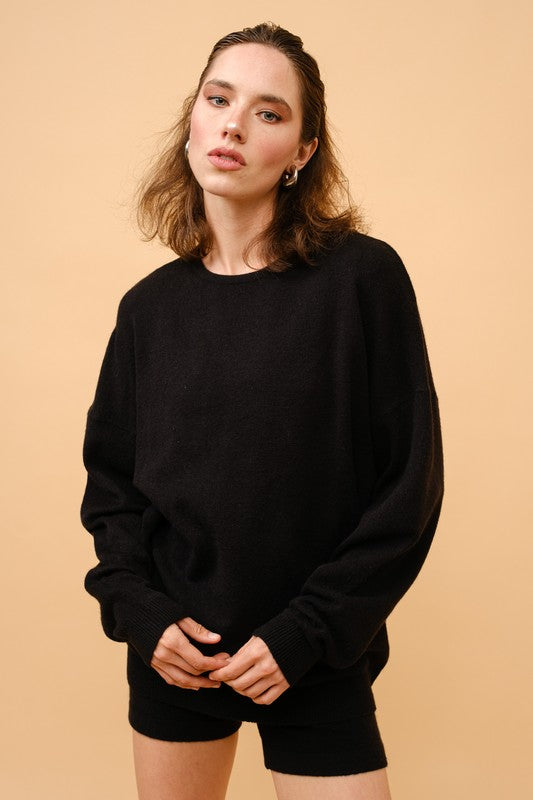 CASHMERE ROUND NECK SWEATER